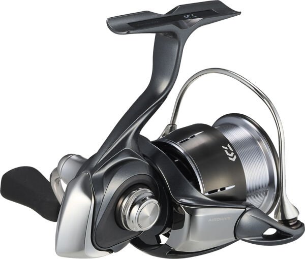 DAIWA LUVIAS 24 PC LT 3000 D MAKARA