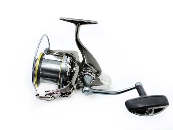 Captain Finezza 12000 12+1 Bilyalı 4.7:1 Devirli Surf Olta Makinesi