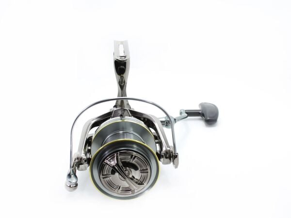 Captain Finezza 12000 12+1 Bilyalı 4.7:1 Devirli Surf Olta Makinesi