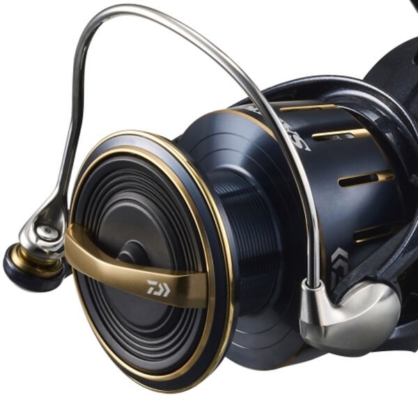 DAIWA SALTIGA 23 6000P MAKARA