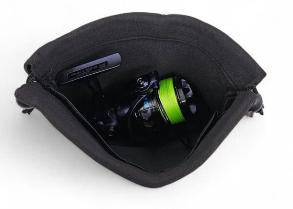Okuma Neoprene Drawstring Pockets S