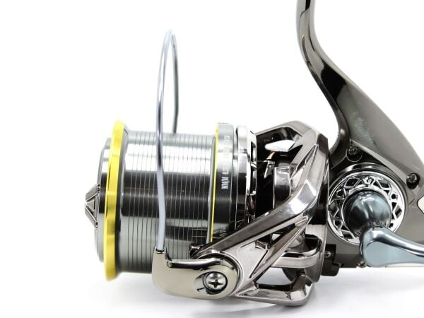 Captain Finezza 9000 12+1 Bilyalı 4.7:1 Devirli Surf Makine