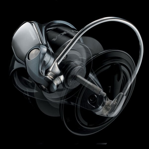 DAIWA SALTIGA 25 8000 P MAKARA