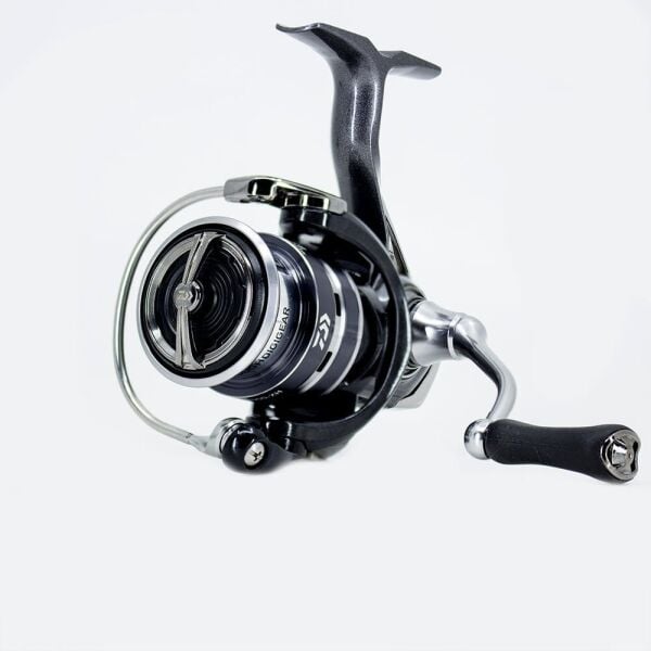 Daiwa Exceler 23 LT 4000 C 5 Bilyalı 5.2:1 Devirli Spin Makine