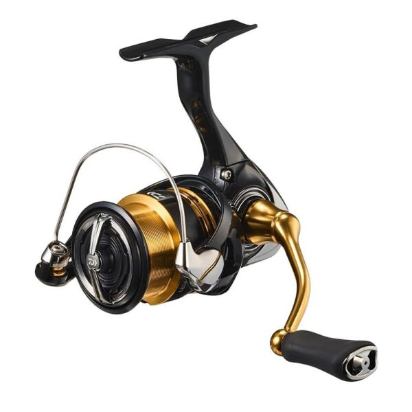 Daiwa Legalis 23 LT 4000 C 5 Bilyalı 5.2:1 Devirli Spin Makine