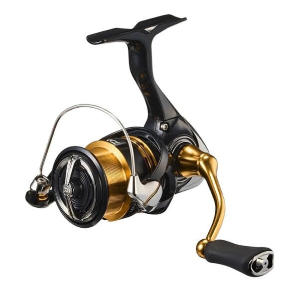 Daiwa Legalis 23 LT 2000 SP 5+1 Bilyalı 4.8:1 Devirli Sığ Kafa LRF Makinesi
