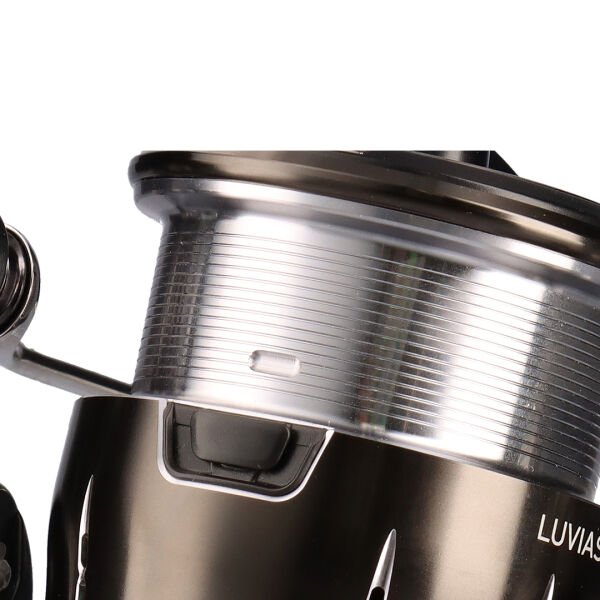 DAIWA LUVIAS 24 PC LT 2500 MAKARA